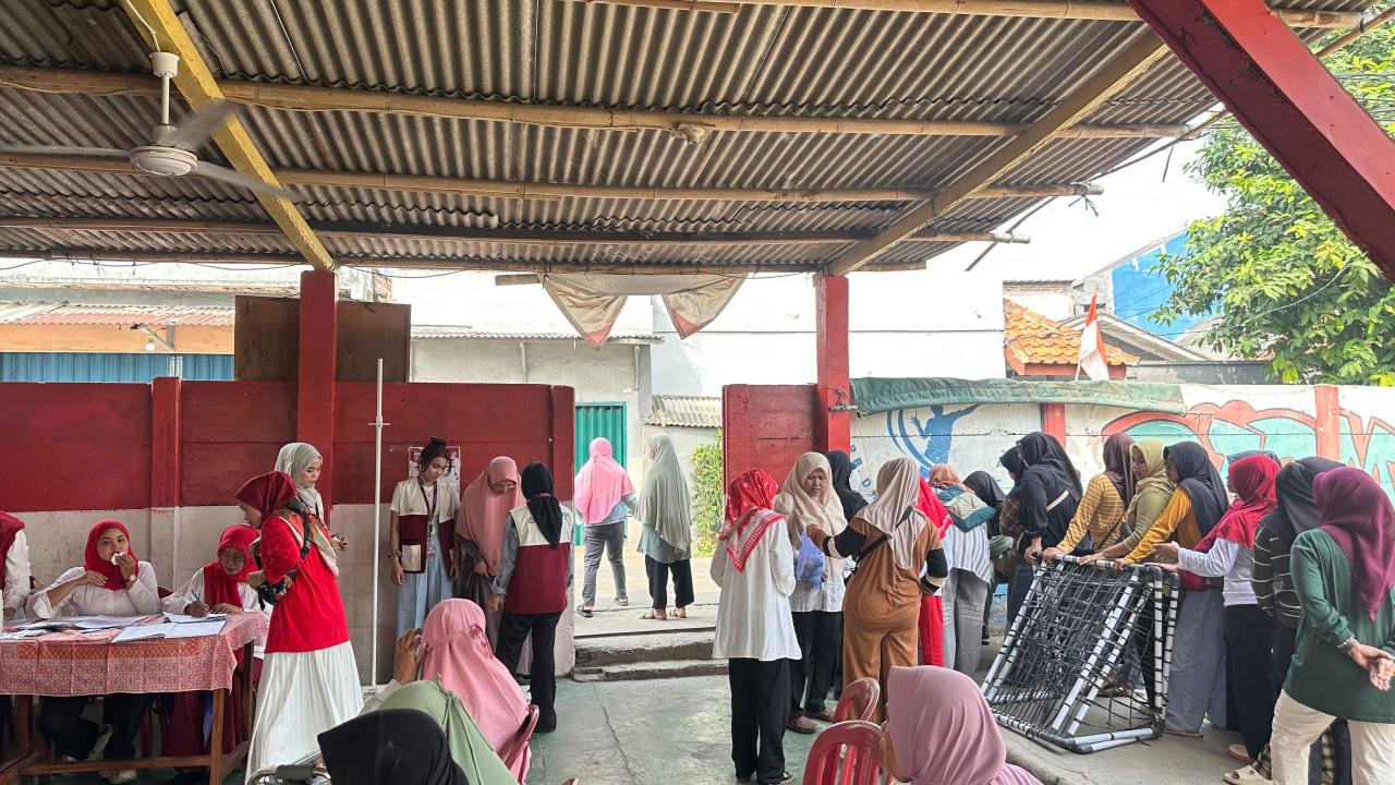 Kegiatan Posyandu RW 004 Kelurahan Pabuaran Berlangsung dengan Antusias