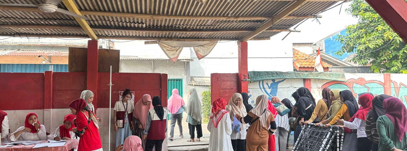 Kegiatan Posyandu RW 004 Kelurahan Pabuaran Berlangsung dengan Antusias