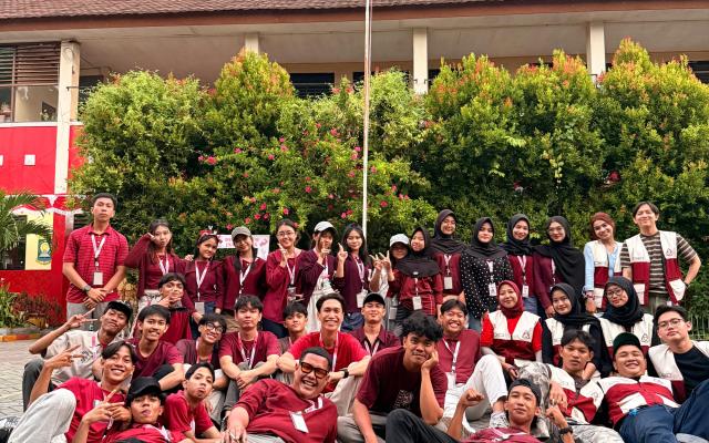 Semarak HUT ke-81 Kemerdekaan RI, Mahasiswa KKN Universitas Yatsi Madani Berkolaborasi dengan Karang Taruna RW 004